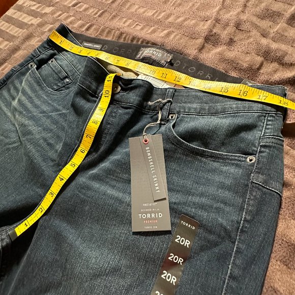 NWT-torrid Premium Bombshell Skinny Jeans-Sz 20R - Picture 7 of 8